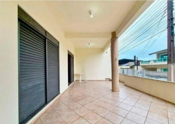 Imagem Casa com 4 Quartos à Venda, 480.000 m² em Centro - Guaratuba Imagem Casa com 4 Quartos à Venda, 480.000 m² em Centro - Guaratuba