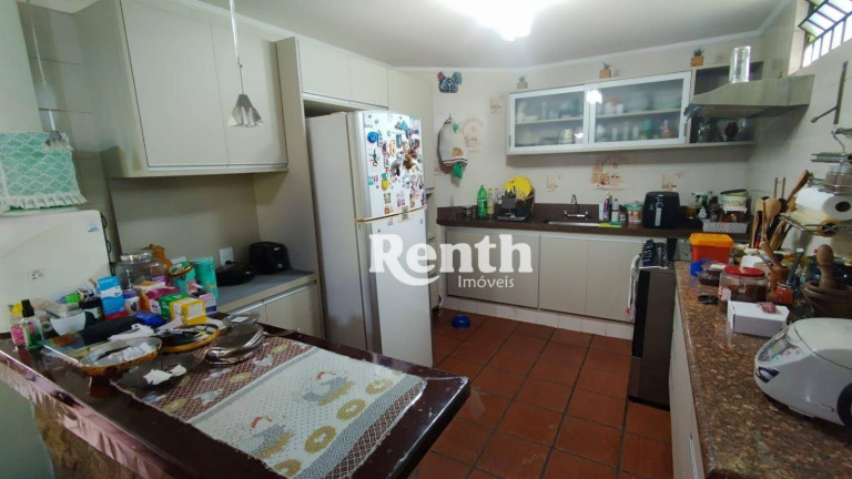 Imagem Casa com 3 Quartos à Venda, 250 m² em Parque Universitário - Rio Claro Imagem Casa com 3 Quartos à Venda, 250 m² em Parque Universitário - Rio Claro