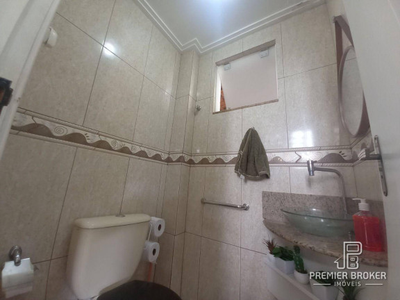 Imagem Casa com 3 Quartos à Venda, 130 m² em Albuquerque - Teresópolis Imagem Casa com 3 Quartos à Venda, 130 m² em Albuquerque - Teresópolis