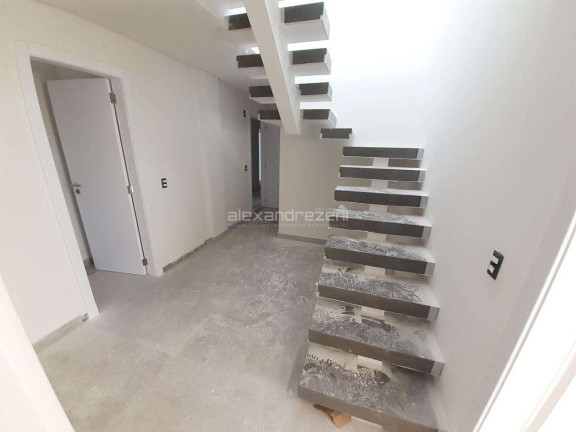 Imagem Cobertura com 3 Quartos à Venda, 108 m² em Bombas - Bombinhas