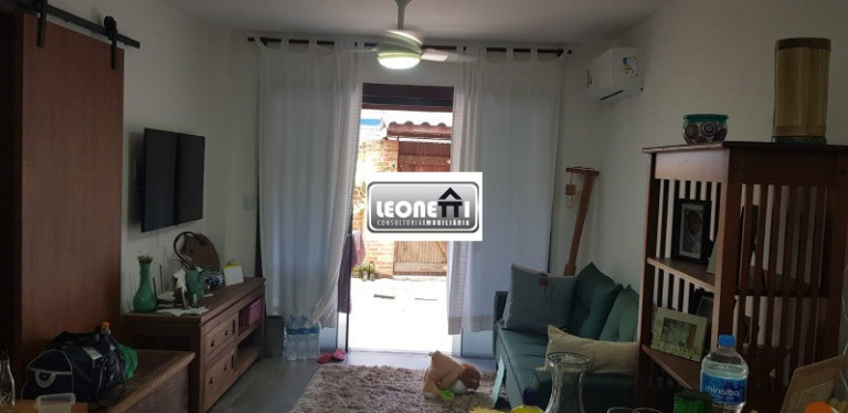 Imagem Casa com 3 Quartos à Venda, 260 m² em Vargem Grande - Rio De Janeiro