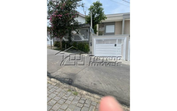 Imagem Casa com 3 Quartos à Venda, 100 m² em Arujá - Arujá Imagem Casa com 3 Quartos à Venda, 100 m² em Arujá - Arujá