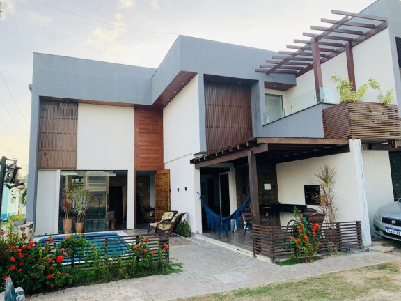 Casa com 3 Quartos à Venda, 241 m² em Barra Do Jacuípe - Camaçari