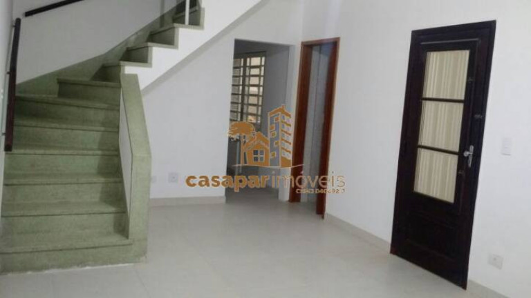 Sobrado com 3 Quartos para Alugar, 120 m² em Santa Maria - São Caetano Do Sul