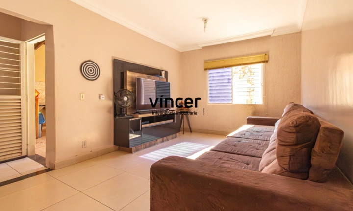 Imagem Casa com 3 Quartos à Venda, 186 m² em Goiânia 2 - Goiânia
