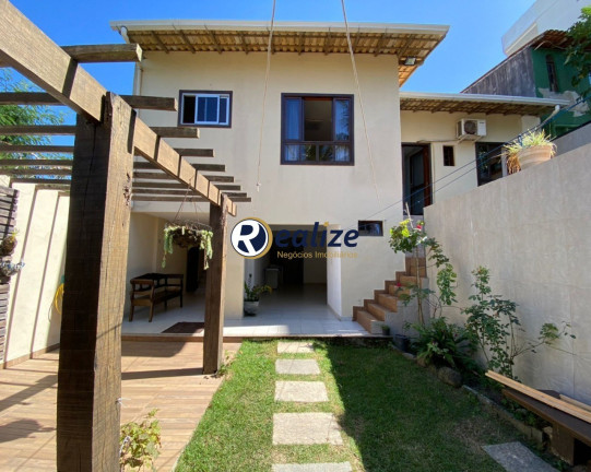 Imagem Casa com 4 Quartos à Venda, 350 m² em Nova Guarapari - Guarapari