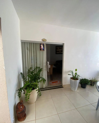 Imagem Imóvel com
2 Quartos à Venda, 95 m² em
Jardim Veneza -
Aparecida De Goiania Imagem Imóvel com
2 Quartos à Venda, 95 m² em
Jardim Veneza -
Aparecida De Goiania