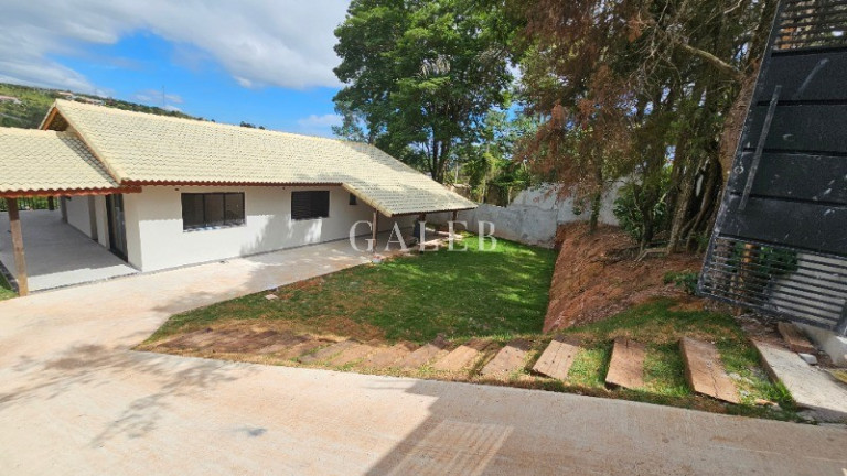 Imagem Casa com 3 Quartos à Venda, 350 m² em Jardim Estância Brasil - Atibaia Imagem Casa com 3 Quartos à Venda, 350 m² em Jardim Estância Brasil - Atibaia