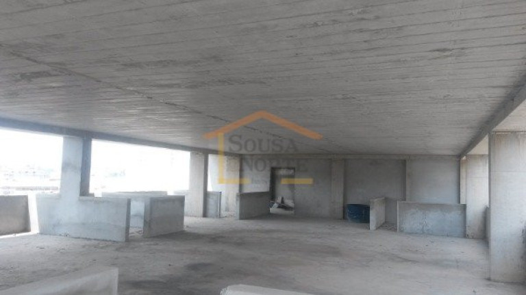Imóvel à Venda, 1.730 m² em Km 18 - Osasco