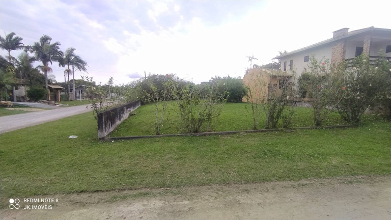 Terreno à Venda, 384 m² em Praia Das Palmeiras - Itapoá