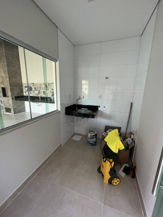 Imagem Casa com 3 Quartos à Venda, 252 m²