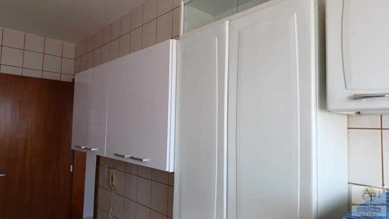 Imagem Apartamento com 3 Quartos à Venda, 115 m² em Setor Marista - Goiânia