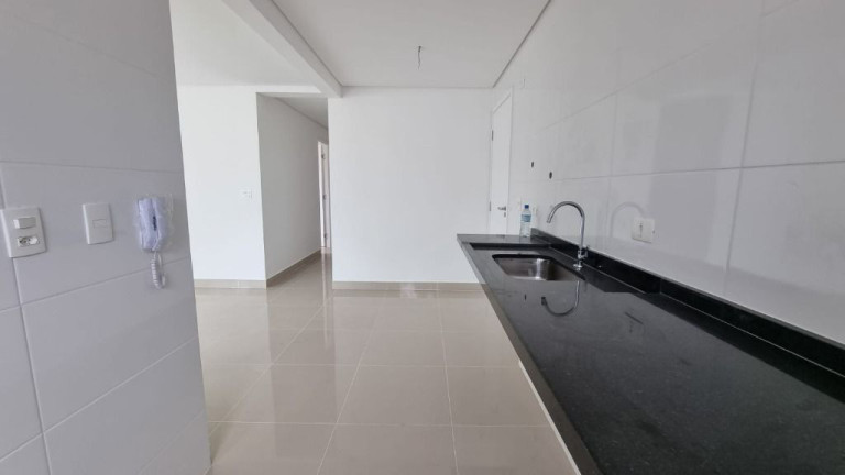 Imagem Apartamento com 2 Quartos à Venda, 70 m² em Pitangueiras - Guarujá