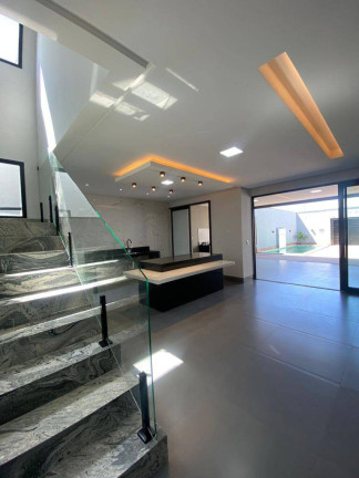 Imagem Casa com 3 Quartos à Venda, 163 m² em Parque Das Flores - Goiânia Imagem Casa com 3 Quartos à Venda, 163 m² em Parque Das Flores - Goiânia