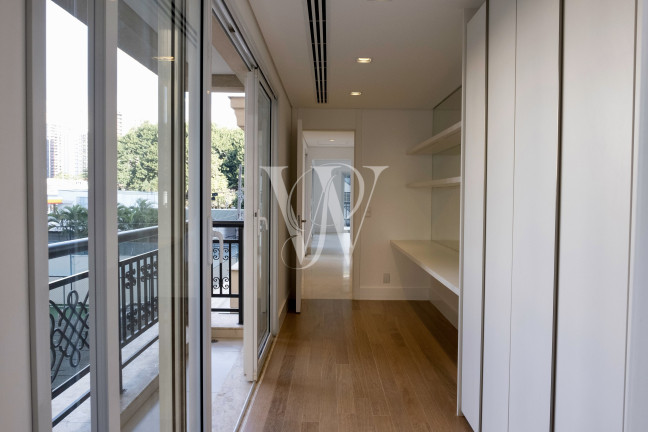 Imagem Apartamento com 4 Quartos à Venda, 273 m² em Itaim Bibi - São Paulo