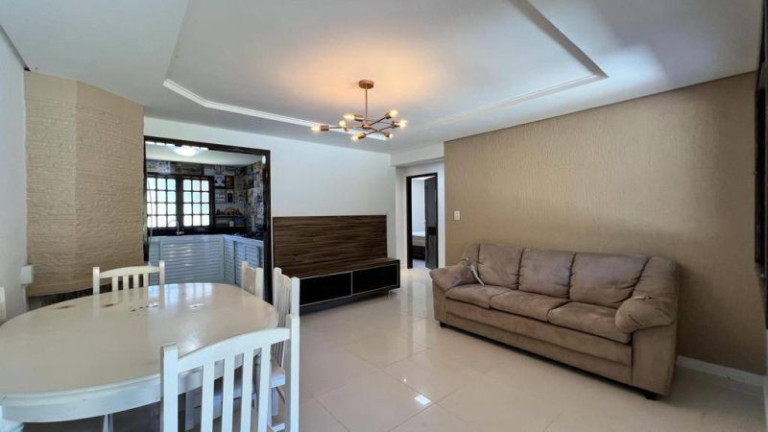 Imagem Casa com 3 Quartos à Venda, 112 m² em Tramandaí