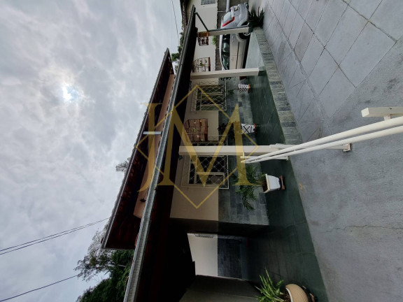 Imagem Casa com 3 Quartos à Venda, 450 m² em Quitandinha - Timóteo