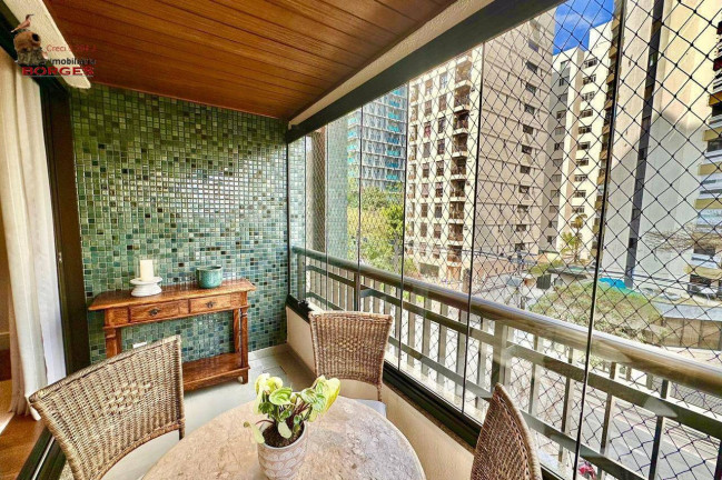 Imagem Apartamento com 3 Quartos à Venda, 138 m² em Moema - São Paulo