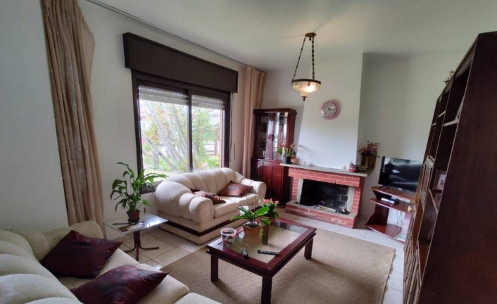 Imagem Casa com 4 Quartos à Venda, 180 m² em Centro - Xangri-lá Imagem Casa com 4 Quartos à Venda, 180 m² em Centro - Xangri-lá