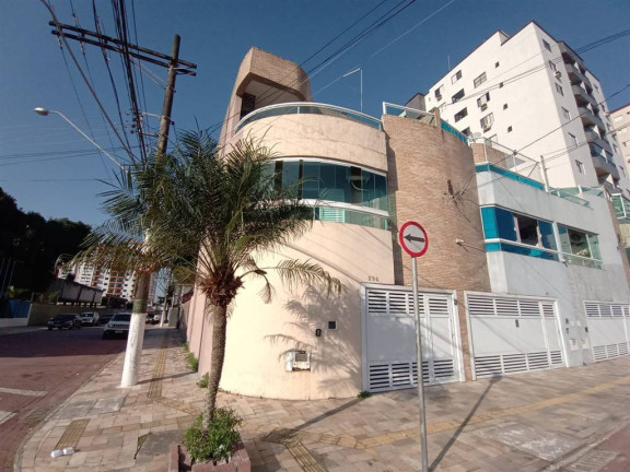 Sobrado com 3 Quartos à Venda, 264 m² em Tupi - Praia Grande