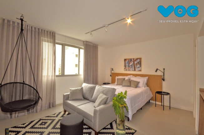 Imagem Imóvel com 1 Quarto à Venda, 33 m² em Centro Histórico - Porto Alegre Imagem Imóvel com 1 Quarto à Venda, 33 m² em Centro Histórico - Porto Alegre