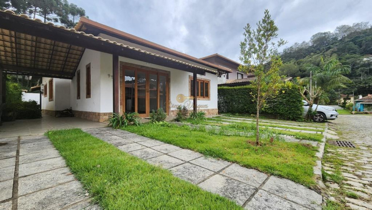 Casa com 3 Quartos à Venda, 156 m² em Cascata Do Imbuí - Teresópolis