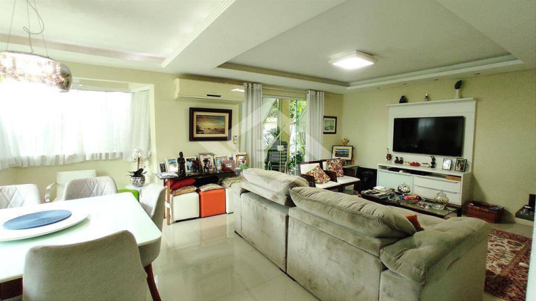 Casa de Condomínio com 4 Quartos à Venda, 360 m² em Vargem Grande - Rio De Janeiro