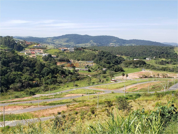 Terreno à Venda, 400 m² em Bom Jesus Dos Perdões
