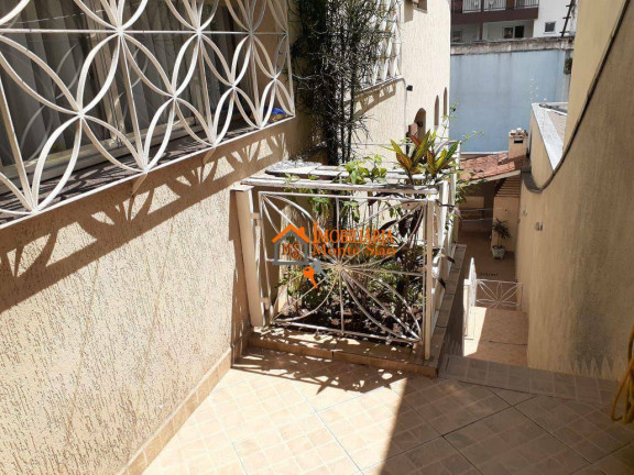Imagem Casa com 3 Quartos à Venda, 398 m² em Vila Galvão - Guarulhos Imagem Casa com 3 Quartos à Venda, 398 m² em Vila Galvão - Guarulhos