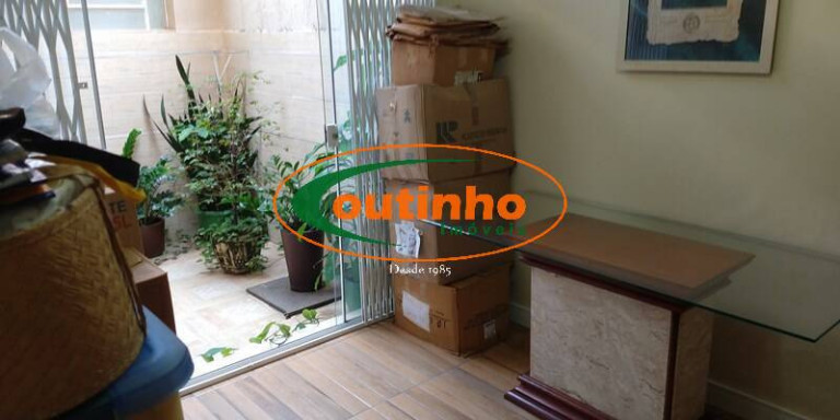 Imagem Casa com 4 Quartos à Venda, 220 m² em Andaraí - Rio De Janeiro Imagem Casa com 4 Quartos à Venda, 220 m² em Andaraí - Rio De Janeiro