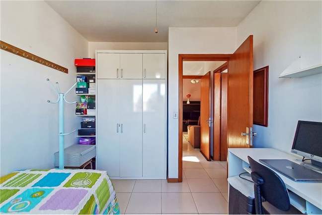 Imagem Imóvel com 2 Quartos à Venda, 151 m² em Bom Jesus - Porto Alegre Imagem Imóvel com 2 Quartos à Venda, 151 m² em Bom Jesus - Porto Alegre