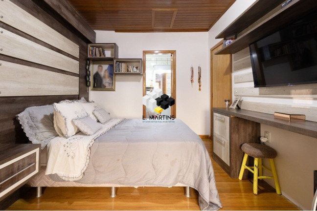 Imagem Casa com 3 Quartos à Venda, 190 m² em Rubem Berta - Porto Alegre