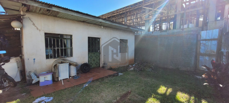 Imagem Casa com 4 Quartos à Venda, 199 m² em Parque São Paulo - Cascavel