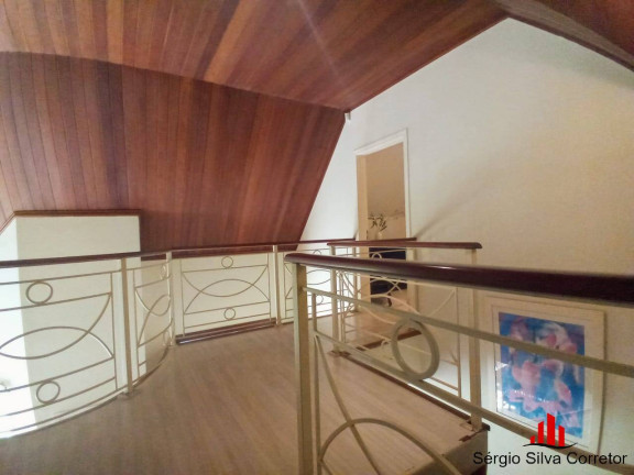 Imagem Casa de Condomínio com 3 Quartos à Venda, em Descansópolis - Campos Do Jordão Imagem Casa de Condomínio com 3 Quartos à Venda, em Descansópolis - Campos Do Jordão