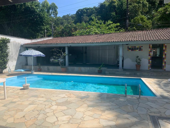Imagem Casa com 8 Quartos para Alugar, 520 m² em Enseada - Ubatuba