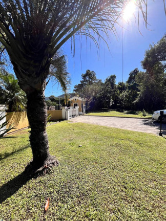 Terreno à Venda, 400 m² em Campeche - Florianópolis