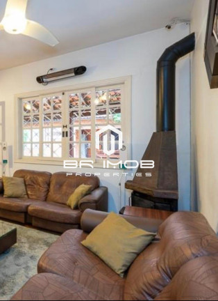 Casa com 3 Quartos à Venda, 277 m² em Jardim Petrópolis - São Paulo
