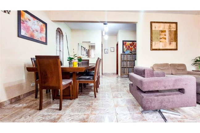 Casa com 3 Quartos à Venda,  em Perdizes - São Paulo