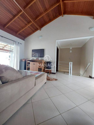 Imagem Sobrado com 3 Quartos à Venda, 300 m² em Itacolomi - Balneário Piçarras