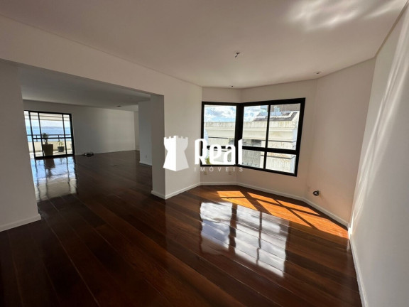 Imagem Apartamento com 4 Quartos para Alugar, 250 m² em Vitória - Salvador