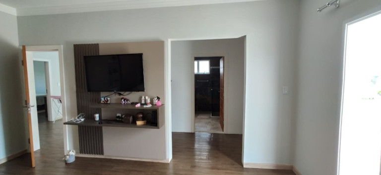 Casa de Condomínio com 3 Quartos à Venda, 256 m² em Bairro Do Grama - Caçapava