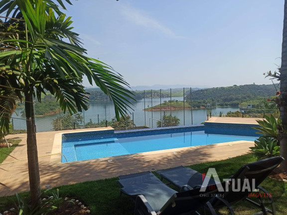 Casa com 4 Quartos à Venda, 300 m² em Centro - Igaratá