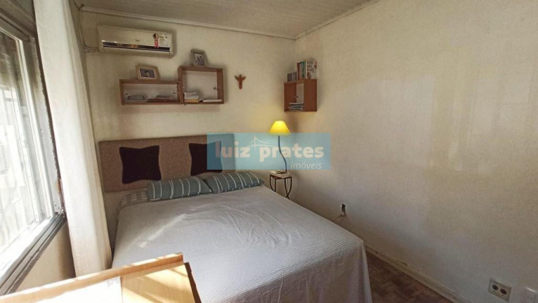 Imagem Casa com 2 Quartos à Venda, 130 m² em Cavalhada - Porto Alegre