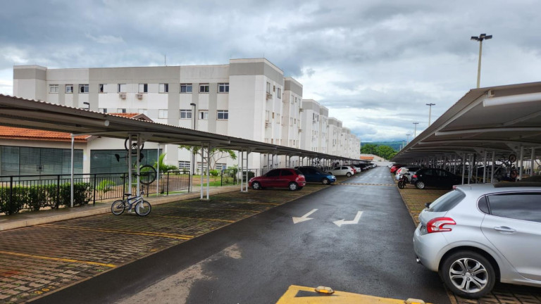 Imagem Apartamento com 2 Quartos à Venda, 48 m² em Jardim São Paulo Ii - Londrina
