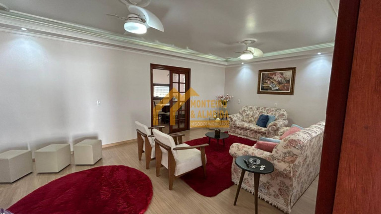 Imagem Casa com 3 Quartos à Venda, 200 m² em Jardim Bela Vista - Itapetininga Imagem Casa com 3 Quartos à Venda, 200 m² em Jardim Bela Vista - Itapetininga