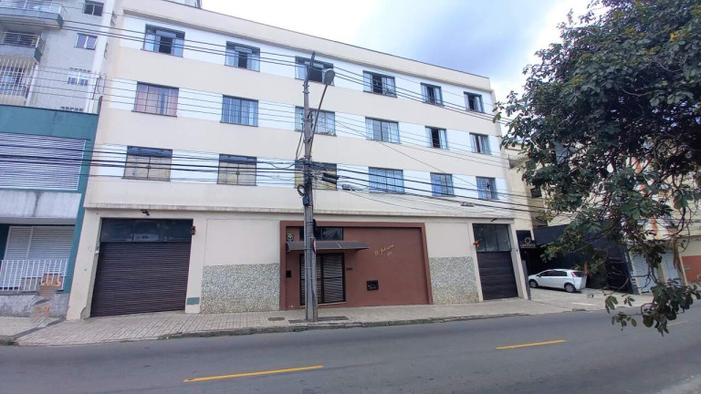 Apartamento com 3 Quartos para Alugar, 120 m² em Alto Dos Passos - Juiz De Fora