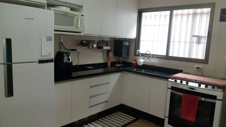 Imagem Casa com 3 Quartos à Venda, 210 m² em Centro - Mongaguá Imagem Casa com 3 Quartos à Venda, 210 m² em Centro - Mongaguá