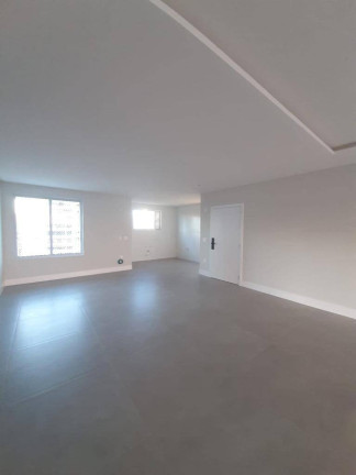 Imagem Apartamento com 3 Quartos à Venda, 135 m² em Centro - Balneário Camboriú Imagem Apartamento com 3 Quartos à Venda, 135 m² em Centro - Balneário Camboriú