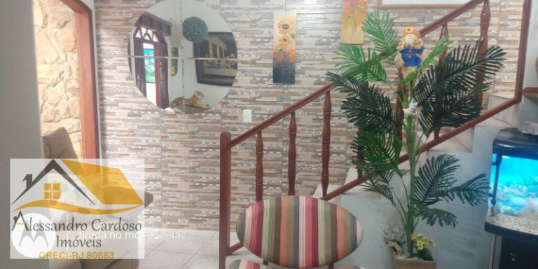Imagem Casa com 4 Quartos à Venda, 200 m²