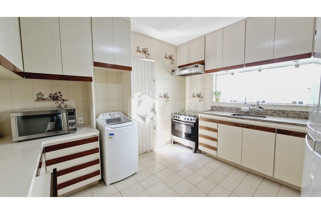 Imagem Casa com 3 Quartos à Venda, 177 m² em Vila Nova Conceição - São Paulo Imagem Casa com 3 Quartos à Venda, 177 m² em Vila Nova Conceição - São Paulo